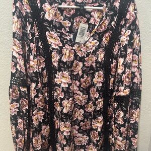 Torrid Black Floral Relaxed Blouse